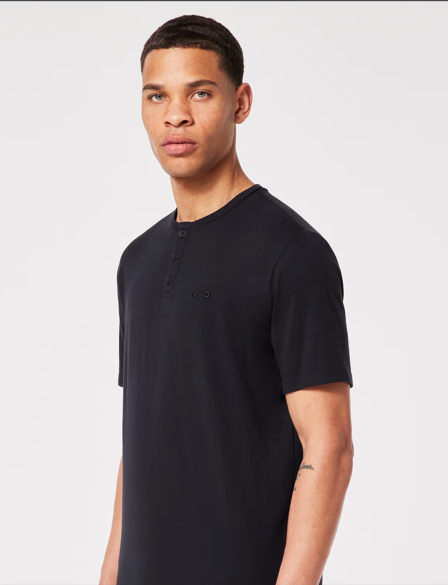 OAKLEY Relax Henley Tee 2.0