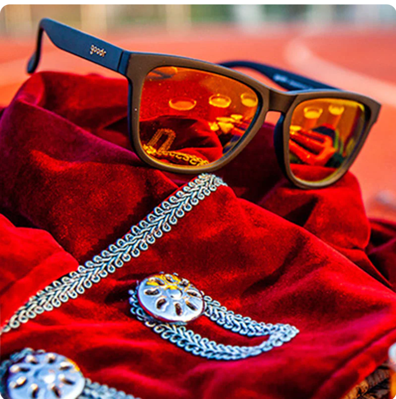 GOODR -WHISKEY SHOTS WITH SATAN