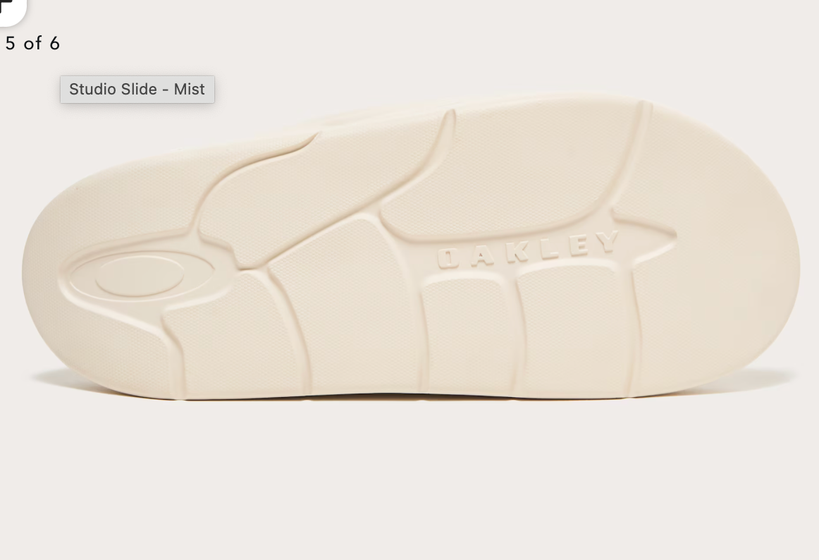 Oakley Studio Sliders
