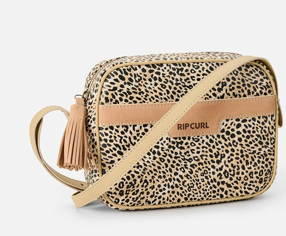 Rip Curl 2.5L boho shoulder bag