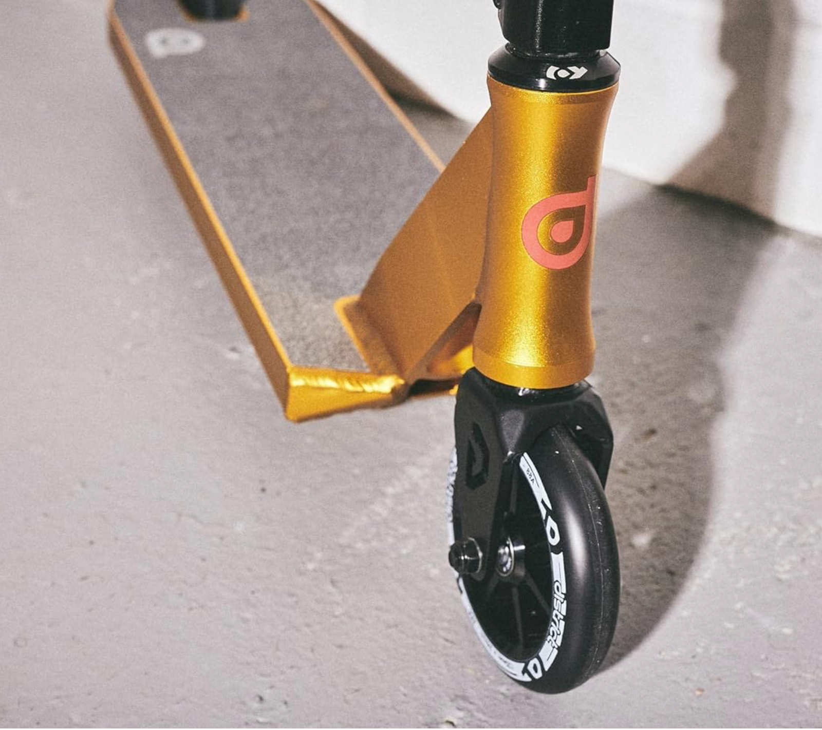 District Titan Complete Stunt Scooter ANO GOLD/BLACK WITH 120MM WHEELS