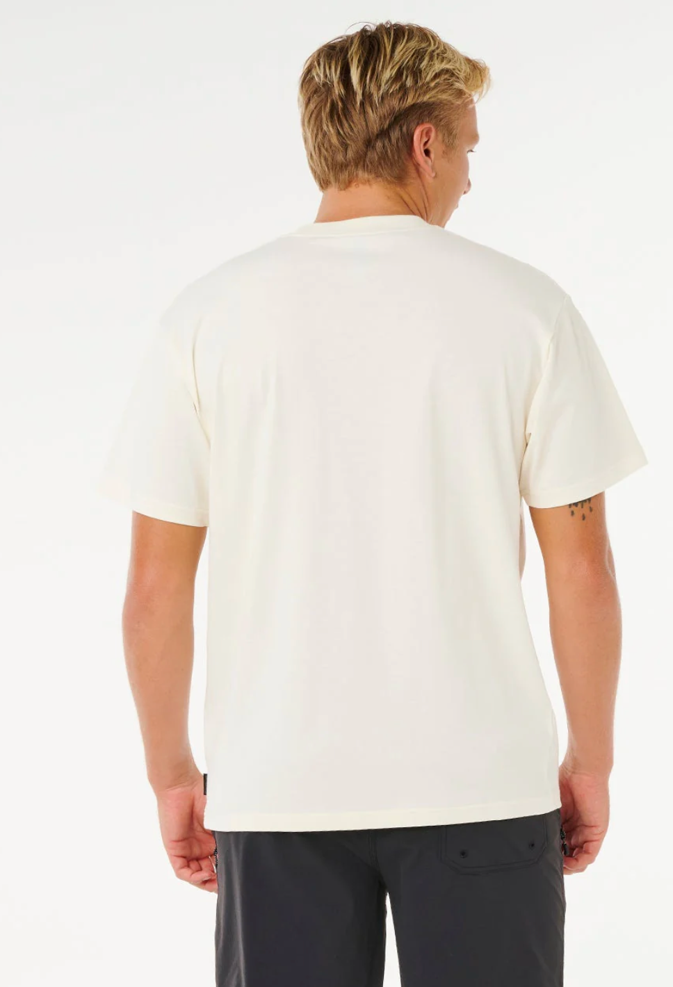 Ripcurl search embroidery t-shirt
