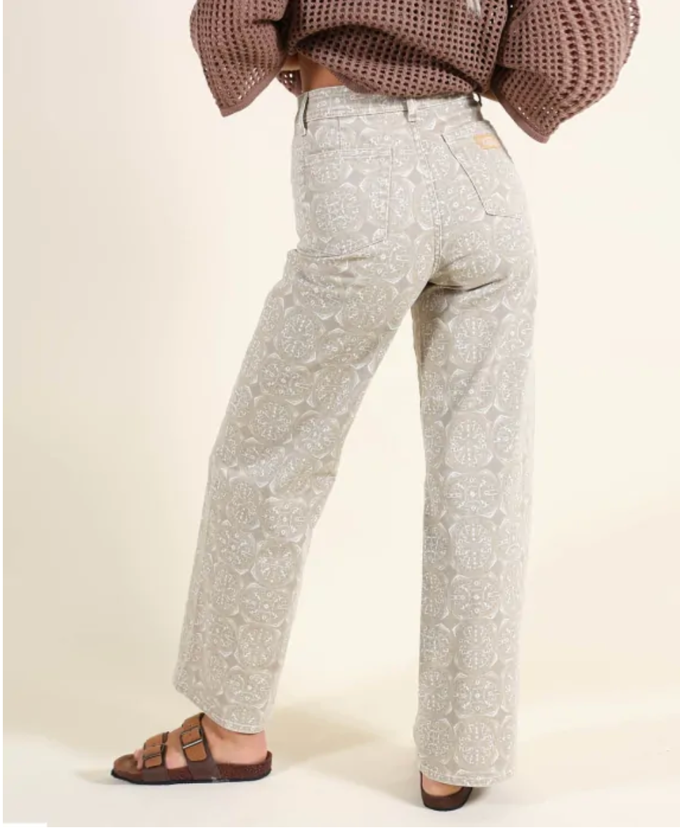 Oxbow ladies darts jeans