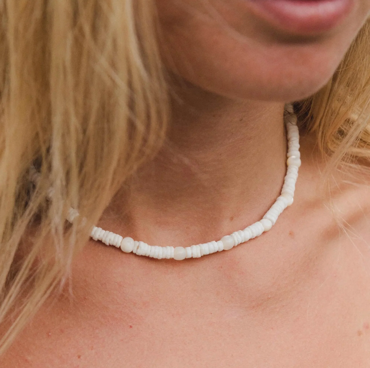 MADASARI BEACH MOTHER OF PEARL NECKLACE- KALN-003