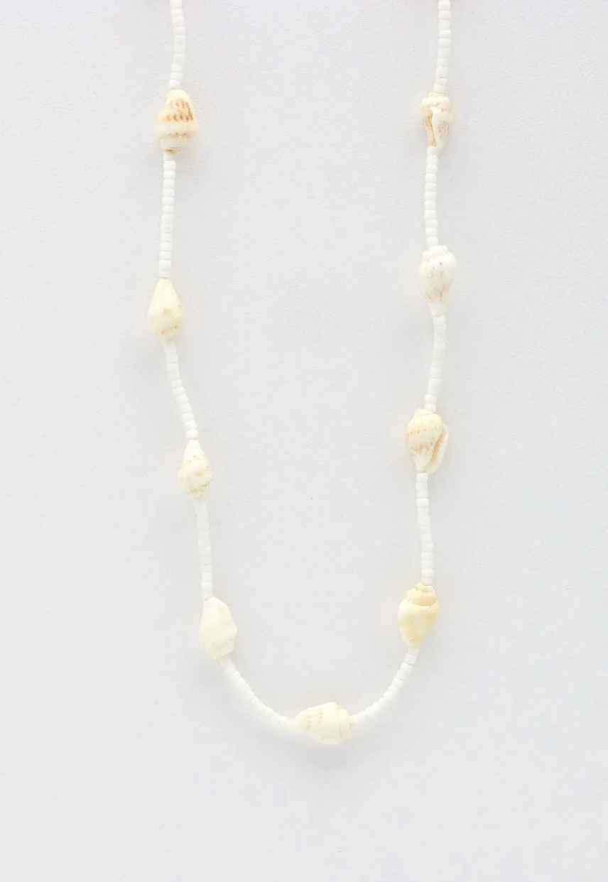 PINEAPLLE GIADA RAHAYU SHELL BEADED NECKLACE - GNP-007